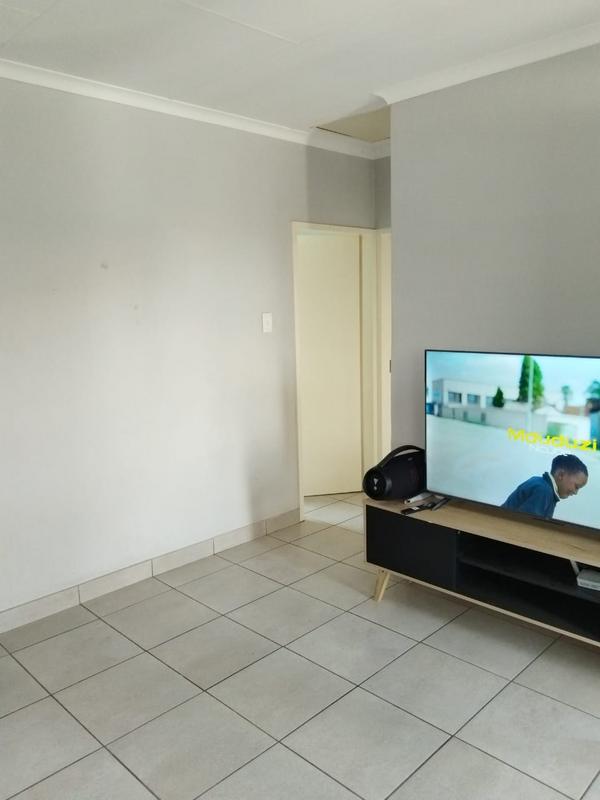 2 Bedroom Property for Sale in Waterval East North West